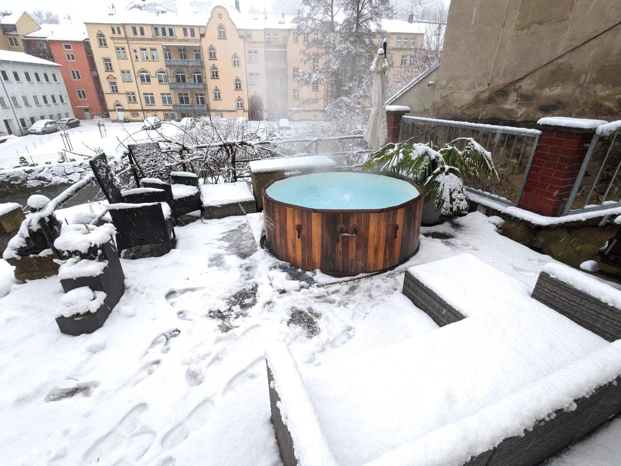 F1 - Urlaubsmagie - Helle Wohnung Mit Sauna & Pool & Whirlpool Sebnitz Exterior foto